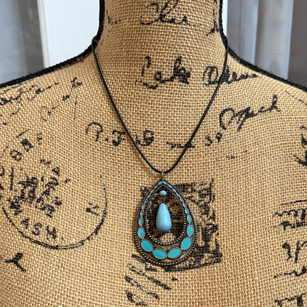 Turquoise Teardrop Pendant Necklace
